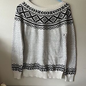 🤍 LOFT SWEATER